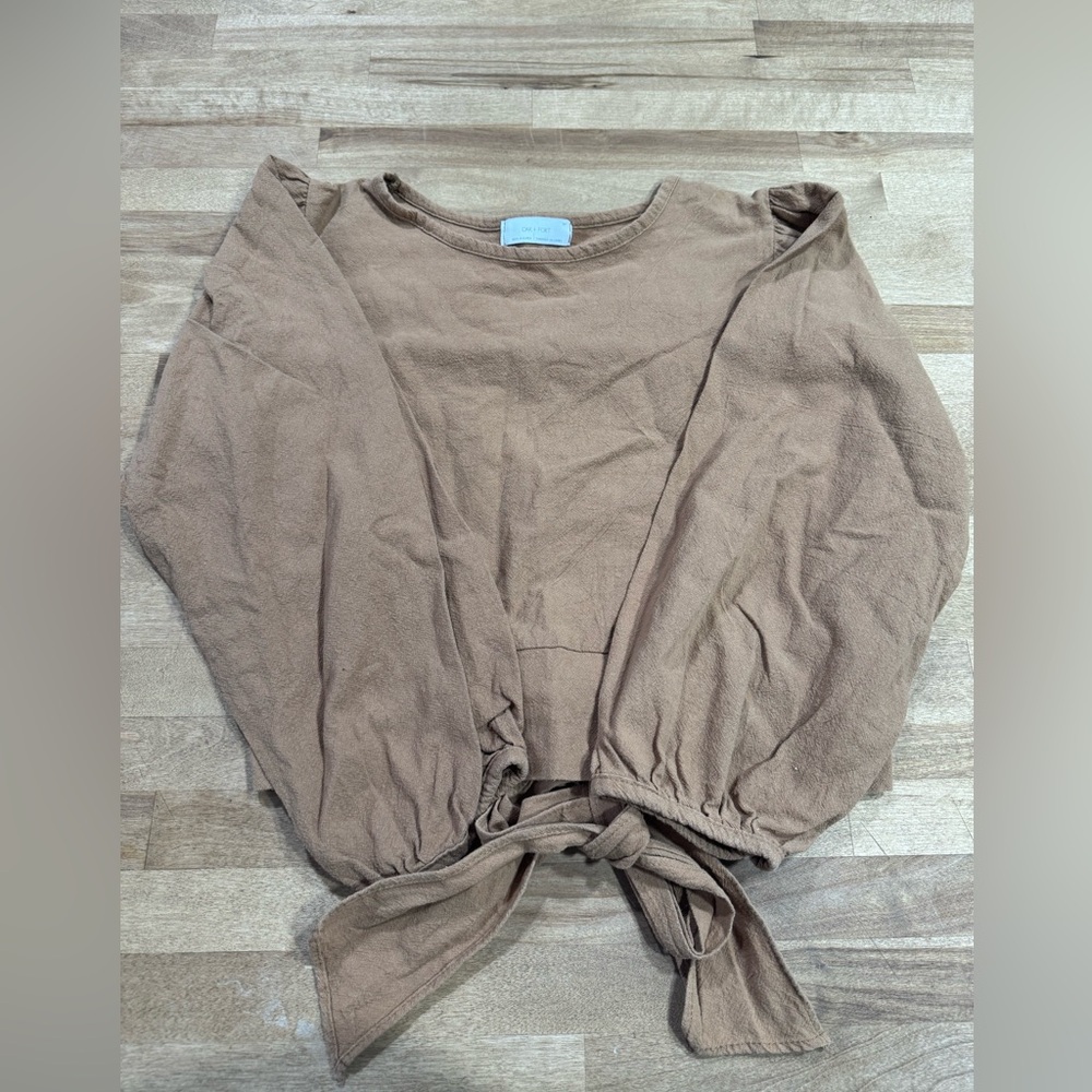 Women's beige top